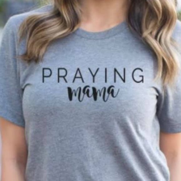 ๐บHOST PICK๐บ NWT *BOUTIQUE* PRAYING MAMA TEE - Picture 2 of 2